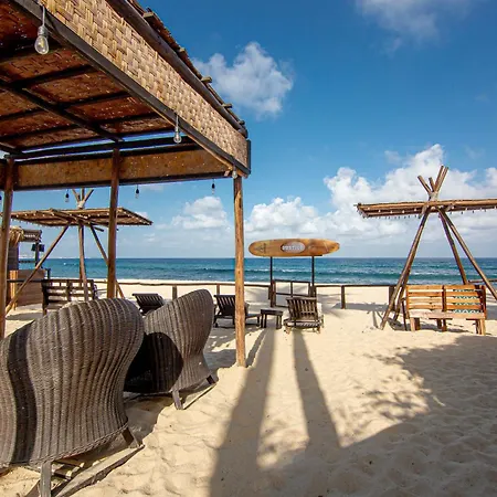 Rustico Lounge-Property In Front Of The Beach