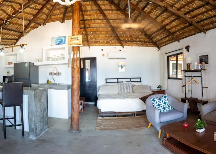 Сasa de vacaciones Rustico Lounge-property In Front Of The *